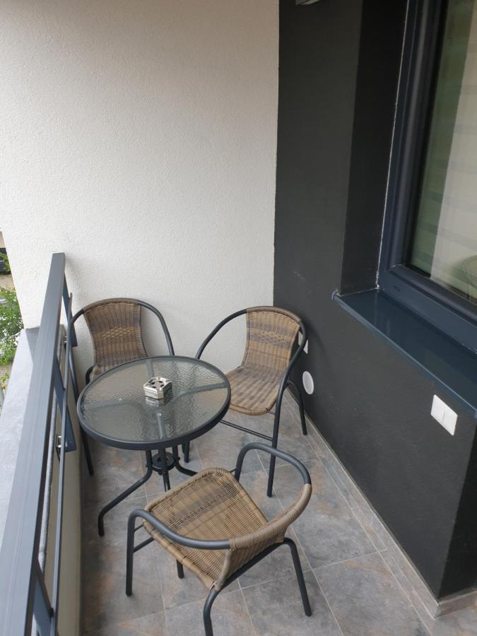 Topaz Central Apartment Bacău Exteriör bild