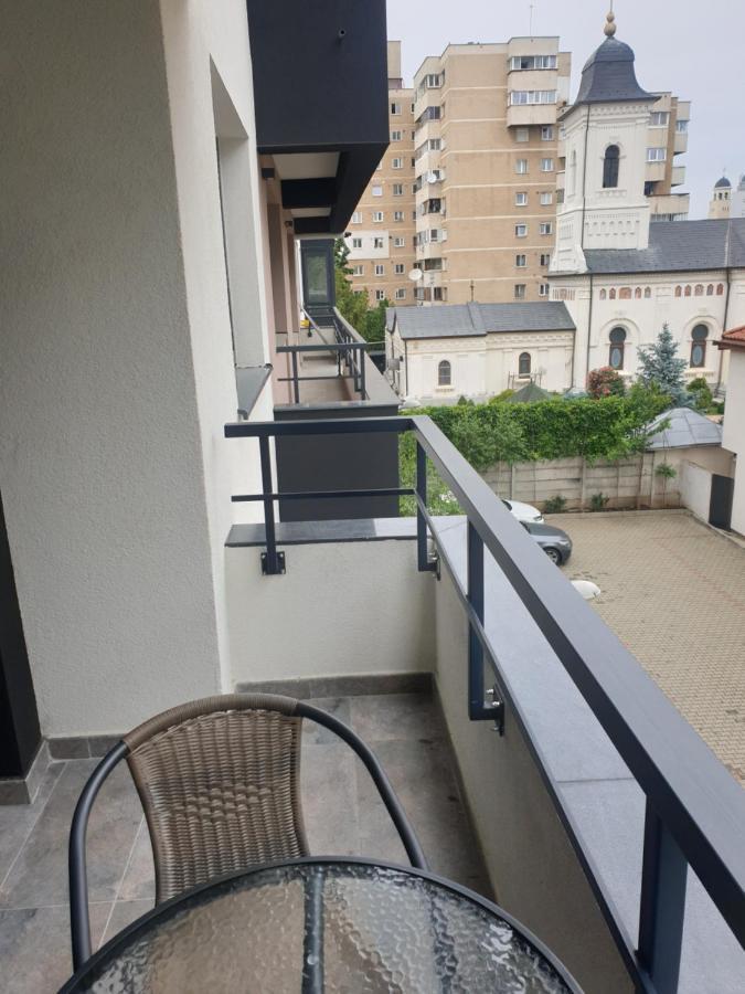 Topaz Central Apartment Bacău Exteriör bild